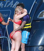 iggy azalea fap butt ass thong bikini Photo